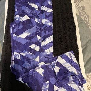 Old Navy Crop Leggings